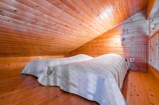 Дома для отпуска Lomaperkkiö Cottages Korholanmäki Большой коттедж с 2 спальнями и сауной-6