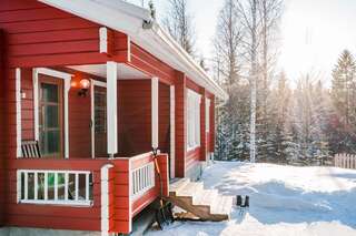 Дома для отпуска Lomaperkkiö Cottages Korholanmäki Коттедж с 2 спальнями и сауной-11