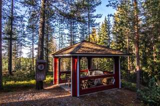 Дома для отпуска Lomaperkkiö Cottages Korholanmäki Коттедж с 2 спальнями и сауной-35